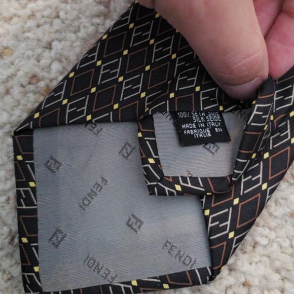 Vintage Fendi tie - Picture 4 of 5